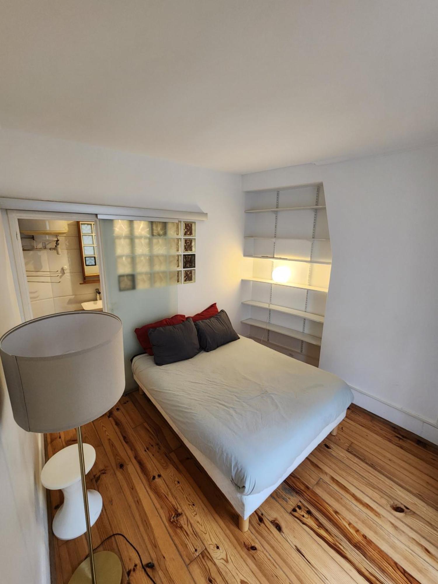 Charming Canal Saint-martin Republique Apartment